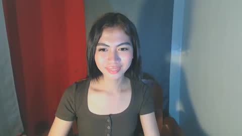 hottestdella69 online show from October 2025 05:43:01 PM