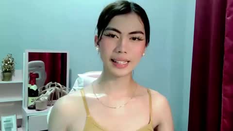 hottestdella69 online show from January 2026 06:28:01 AM