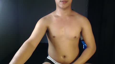 Snapshot of hottie_kyle69 chatting on April 2026 06:05:01 AM hottie_kyle69 online show from April 2026 06:05:01 AM