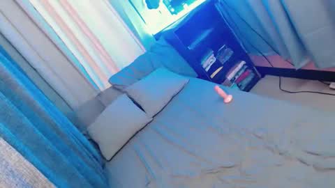 SCARLET online show from November 2025 09:25:01 PM