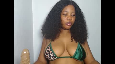 Snapshot of hotty_lora889 chatting on October 2025 05:57:02 PM hotty_lora889 online show from October 2025 05:57:02 PM