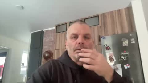 Snapshot of howlingatnothing chatting on December 2024 08:17:02 PM howlingatnothing online show from December 2024 08:17:02 PM