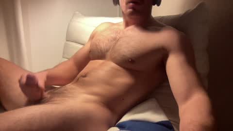 Snapshot of howtoorgasm chatting on January 2025 10:13:01 PM Howtoo online show from January 2025 10:13:01 PM