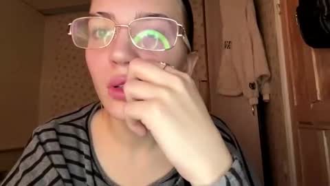 hsiuscherich online show from January 2026 11:02:02 AM