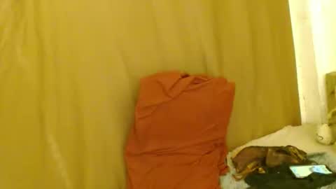 Cara online show from February 2025 10:44:02 PM