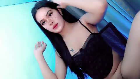 Snapshot of hugecockyanny chatting on May 2026 12:04:02 AM Yhanie online show from May 2026 12:04:02 AM