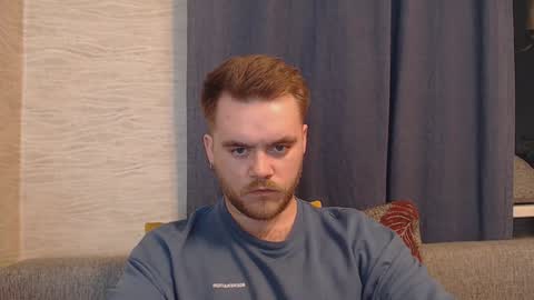 Snapshot of hugo__brad chatting on December 2024 06:48:01 PM Hugo online show from December 2024 06:48:01 PM