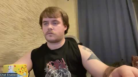 Snapshot of hugo__brad chatting on February 2026 06:40:02 PM Hugo online show from February 2026 06:40:02 PM