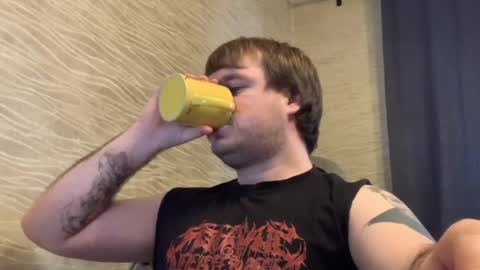 Snapshot of hugo__brad chatting on March 2026 01:24:01 PM Hugo online show from March 2026 01:24:01 PM