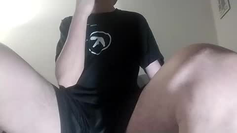 Snapshot of hugo_hug chatting on December 2025 09:44:01 PM David online show from December 2025 09:44:01 PM