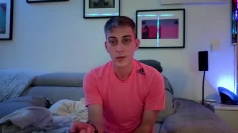 Hugo online show from January 2025 08:19:02 PM