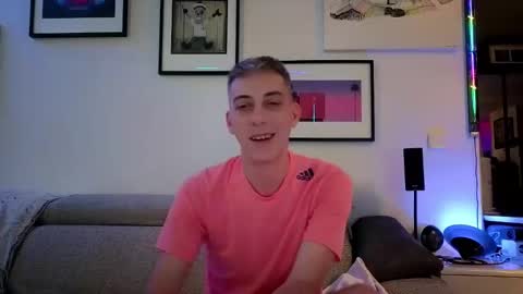 Hugo online show from February 2025 08:24:01 PM