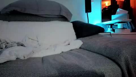 Hugo online show from February 2025 08:43:02 PM