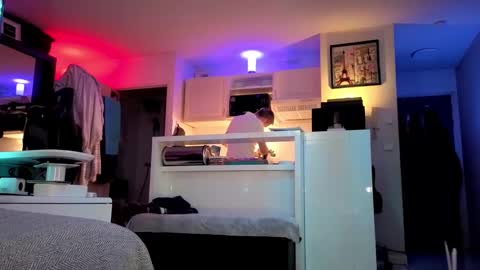 Hugo online show from March 2025 08:38:02 PM