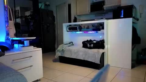 Hugo online show from September 2025 07:58:02 PM