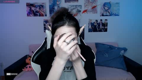 HugoMin online show from December 2024 12:37:02 AM