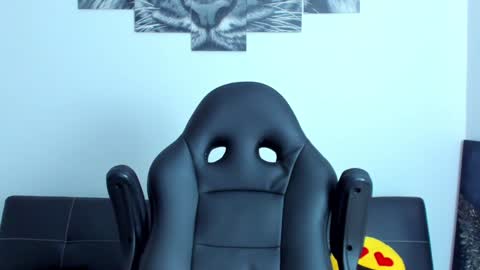 Snapshot of humber_eli chatting on December 2024 11:56:02 AM Eli online show from December 2024 11:56:02 AM