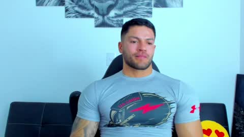 Snapshot of humber_eli chatting on January 2025 03:15:01 AM Eli online show from January 2025 03:15:01 AM