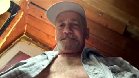 Snapshot of hung34u chatting on June 2026 02:43:02 PM hung34u online show from June 2026 02:43:02 PM