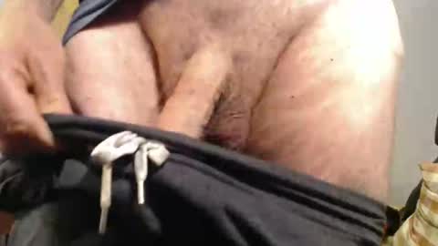 Snapshot of hung_hot_fit10 chatting on September 2025 02:35:02 AM Big uncut cock dripping online show from September 2025 02:35:02 AM
