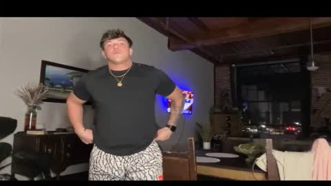 hungjock696 online show from November 2025 11:49:02 PM