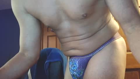 hunglikeray2286 online show from August 2026 05:20:01 AM