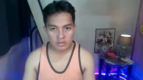 Snapshot of hunk_danny chatting on March 2025 06:03:01 AM hunk_danny online show from March 2025 06:03:01 AM