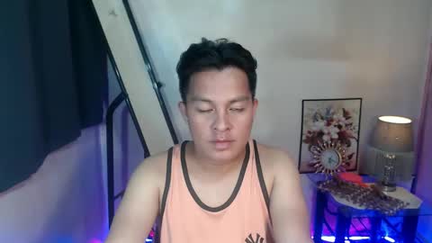 Snapshot of hunk_danny chatting on March 2025 12:56:02 PM hunk_danny online show from March 2025 12:56:02 PM