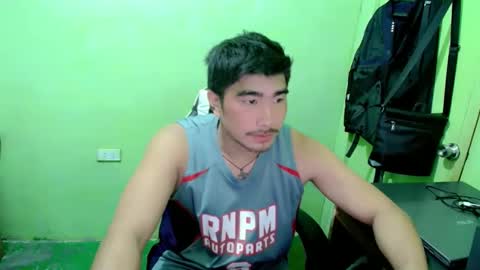 Snapshot of hunkfireman chatting on June 2026 08:29:01 AM ADAM online show from June 2026 08:29:01 AM