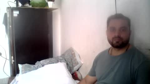 hunkster102 online show from May 2026 04:31:01 AM