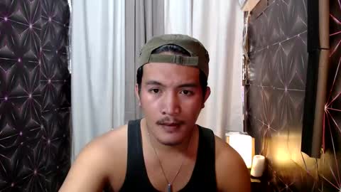 hunkylloyd online show from January 2025 03:54:02 AM