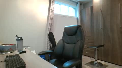 hurley7890 online show from November 2025 06:07:02 PM