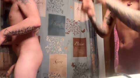 Snapshot of husbandandwife2011 chatting on February 2025 07:38:01 PM husbandandwife2011 online show from February 2025 07:38:01 PM