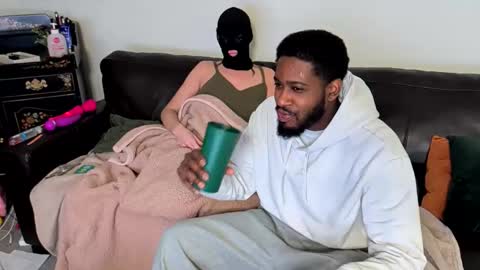 Snapshot of hydroblack chatting on February 2026 03:21:01 AM HydroBlack online show from February 2026 03:21:01 AM