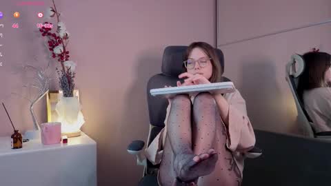 Snapshot of hype_meal_home chatting on March 2026 06:46:01 PM Miley. PVT open i have extra prices on nude show online show from March 2026 06:46:01 PM