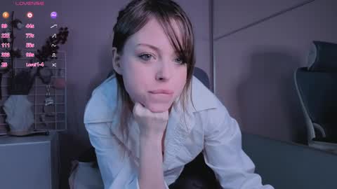 Snapshot of hype_meal_home chatting on April 2026 05:40:02 PM Miley. PVT open i have extra prices on nude show online show from April 2026 05:40:02 PM
