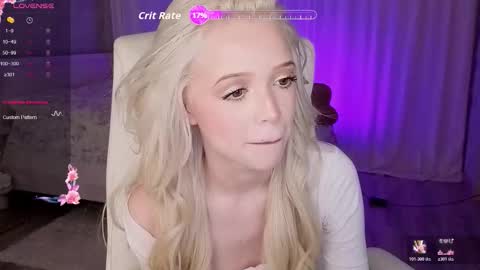 Joselle online show from November 2025 09:39:01 PM