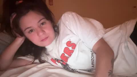 Snapshot of i_love_olive chatting on September 2025 10:47:01 AM Olive online show from September 2025 10:47:01 AM