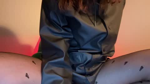 Snapshot of i_love_olive chatting on October 2025 02:09:02 AM Olive online show from October 2025 02:09:02 AM