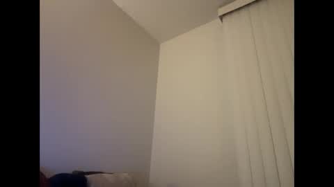 Snapshot of i_o_ro chatting on December 2024 06:15:01 AM i o ro online show from December 2024 06:15:01 AM