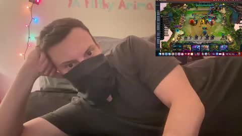 Snapshot of i_o_ro chatting on December 2024 05:15:02 AM i o ro online show from December 2024 05:15:02 AM