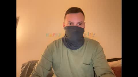 Snapshot of i_o_ro chatting on January 2025 05:33:02 AM i o ro online show from January 2025 05:33:02 AM