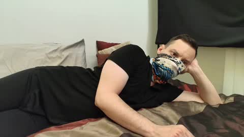 Snapshot of i_o_ro chatting on March 2026 05:44:01 AM i o ro online show from March 2026 05:44:01 AM