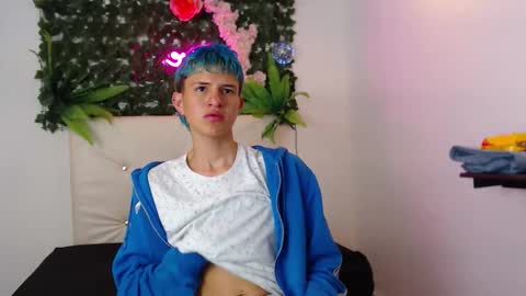 iam_lukas__ online show from October 2025 02:52:01 AM