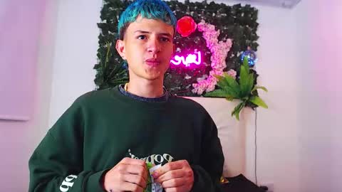 iam_lukas__ online show from October 2025 03:07:02 AM