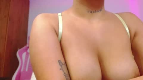 Salo  online show from October 2025 09:34:02 AM