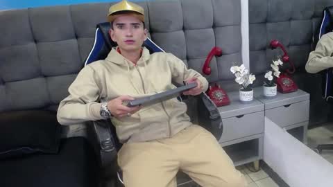 Iam Smith  online show from January 2026 12:21:02 PM