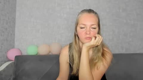 Venus online show from November 2025 06:44:01 AM