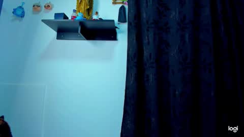 iam_your_fantasy online show from November 2025 11:13:01 PM