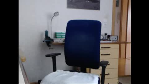 iamachim online show from October 2025 08:00:02 AM